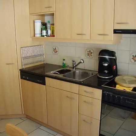 Tgesa Marlotscha Apartment